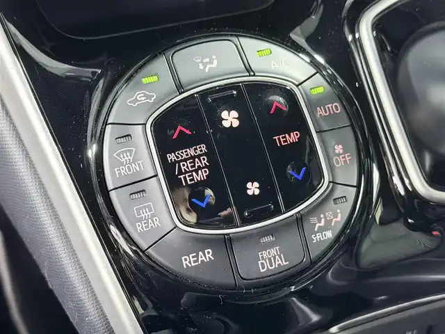 トヨタ ヴォクシー ハイブリッド ZS 煌 大阪府 2018(平30)年 5.2万km ホワイトパールクリスタルシャイン ALPINE11incナビTV バックカメラ シートヒーター クルーズコントロール 衝突軽減ブレーキ レーンアシスト 両側パワースライドドア リアオートエアコン ドライブレコーダー ETC