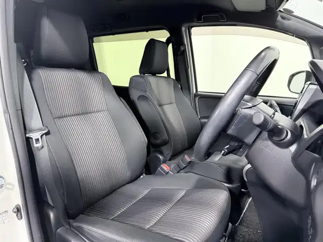 トヨタ ヴォクシー ハイブリッド ZS 煌 大阪府 2018(平30)年 5.2万km ホワイトパールクリスタルシャイン ALPINE11incナビTV バックカメラ シートヒーター クルーズコントロール 衝突軽減ブレーキ レーンアシスト 両側パワースライドドア リアオートエアコン ドライブレコーダー ETC