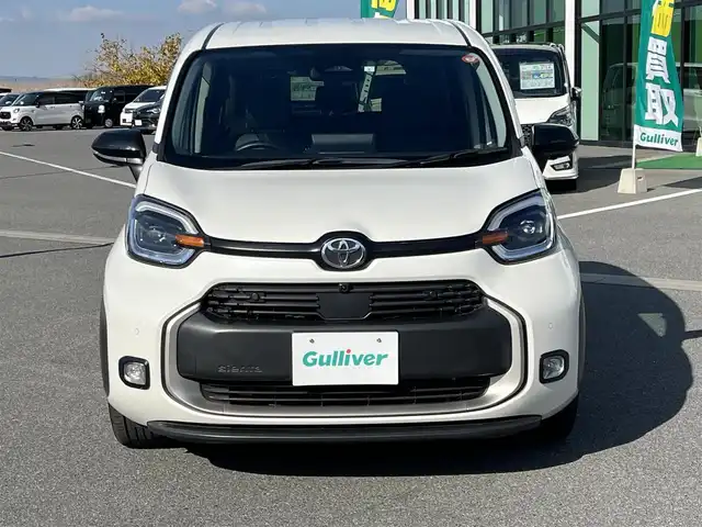 トヨタ シエンタ ハイブリッド Z 奈良県 2023(令5)年 2.3万km ホワイトパールクリスタルシャイン 純正10.5インチディスプレイオーディオ/（TV/BT/AppleCarPlay/AndroidAuto）/レーダークルーズコントロール/アラウンドビューモニター/ブラインドスポットモニター/前後コーナーセンサー/プリクラッシュセーフティ/レーンキープアシスト/両側パワースライドドア/前席シートヒーター/ステアリングヒーター/後席サンシェード/LEDヘッドライト/ETC2.0/G-SPEED16インチAW/保証書/取り扱い説明書/スペアキーX1