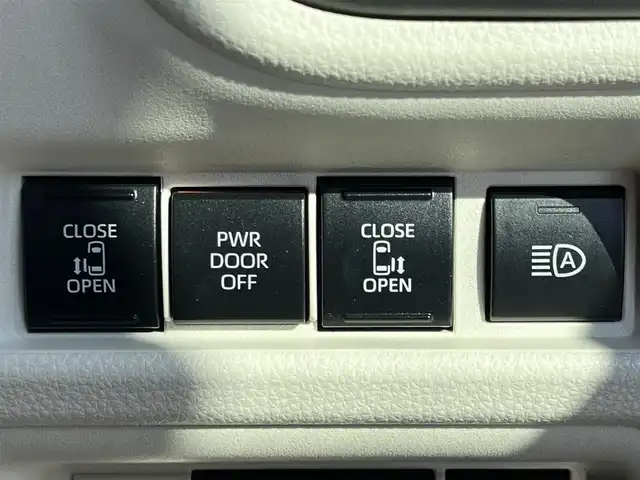 トヨタ シエンタ ハイブリッド Z 奈良県 2023(令5)年 2.3万km ホワイトパールクリスタルシャイン 純正10.5インチディスプレイオーディオ/（TV/BT/AppleCarPlay/AndroidAuto）/レーダークルーズコントロール/アラウンドビューモニター/ブラインドスポットモニター/前後コーナーセンサー/プリクラッシュセーフティ/レーンキープアシスト/両側パワースライドドア/前席シートヒーター/ステアリングヒーター/後席サンシェード/LEDヘッドライト/ETC2.0/G-SPEED16インチAW/保証書/取り扱い説明書/スペアキーX1