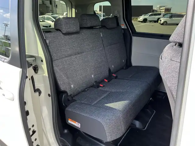 トヨタ シエンタ ハイブリッド Z 奈良県 2023(令5)年 2.3万km ホワイトパールクリスタルシャイン 純正10.5インチディスプレイオーディオ/（TV/BT/AppleCarPlay/AndroidAuto）/レーダークルーズコントロール/アラウンドビューモニター/ブラインドスポットモニター/前後コーナーセンサー/プリクラッシュセーフティ/レーンキープアシスト/両側パワースライドドア/前席シートヒーター/ステアリングヒーター/後席サンシェード/LEDヘッドライト/ETC2.0/G-SPEED16インチAW/保証書/取り扱い説明書/スペアキーX1