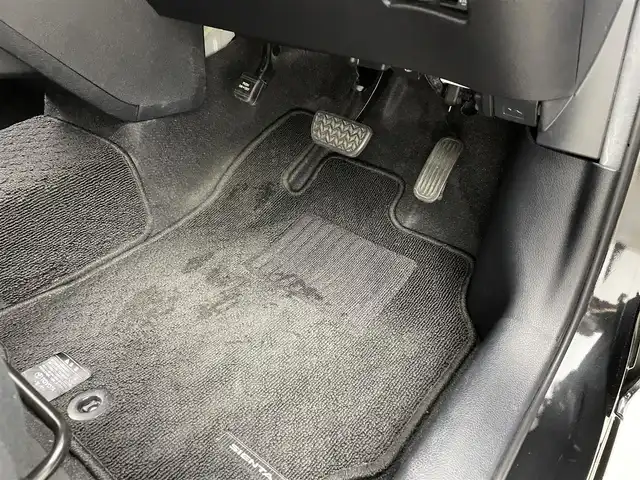 トヨタ シエンタ ハイブリッド G セーフティエディションⅡ 大分県 2021(令3)年 7.2万km ブラックマイカ 純正SDナビ（NSZT-W68T）/　BT/CD/DVD/フルセグ/モデリスタ/トヨタセーフティーセンス/100V充電/USB入力端子/バックカメラ/両側パワースライドドア/コーナーセンサー/オートライト/オートマチックハイビーム/ステアリングヒーター/LEDヘッドライト/ドライブレコーダー/ビルトインETC