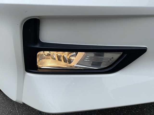 日産 セレナ ハイウェイスターVセレクションⅡ 道東・釧路十勝 2018(平30)年 8.8万km ブリリアントホワイトパール 4WD/衝突軽減ブレーキ/プロパイロット/純正SDナビ（地図SDなし）/ハンズフリースライドドア/両側パワースライドドア/純正フリップダウンモニター/アラウンドビューモニター/デジタルインナーミラー/前後コーナーセンサー/インテリジェントパーキングアシスト/電子パーキング/ブレーキホールド/標識検知知能/後側方衝突防止支援システム/LEDヘッドライト/オートライト/スマートキー