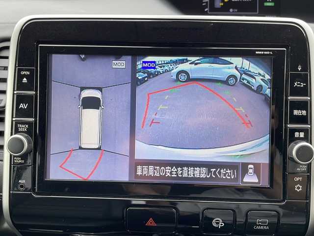 日産 セレナ ハイウェイスターVセレクションⅡ 道東・釧路十勝 2018(平30)年 8.8万km ブリリアントホワイトパール 4WD/衝突軽減ブレーキ/プロパイロット/純正SDナビ（地図SDなし）/ハンズフリースライドドア/両側パワースライドドア/純正フリップダウンモニター/アラウンドビューモニター/デジタルインナーミラー/前後コーナーセンサー/インテリジェントパーキングアシスト/電子パーキング/ブレーキホールド/標識検知知能/後側方衝突防止支援システム/LEDヘッドライト/オートライト/スマートキー