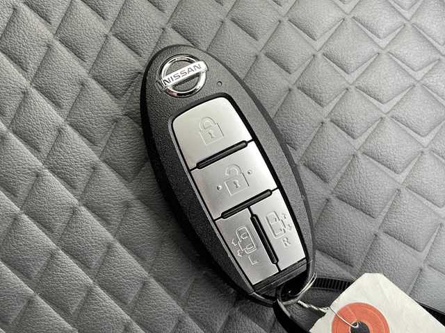 日産 セレナ ハイウェイスターVセレクションⅡ 道東・釧路十勝 2018(平30)年 8.8万km ブリリアントホワイトパール 4WD/衝突軽減ブレーキ/プロパイロット/純正SDナビ（地図SDなし）/ハンズフリースライドドア/両側パワースライドドア/純正フリップダウンモニター/アラウンドビューモニター/デジタルインナーミラー/前後コーナーセンサー/インテリジェントパーキングアシスト/電子パーキング/ブレーキホールド/標識検知知能/後側方衝突防止支援システム/LEDヘッドライト/オートライト/スマートキー