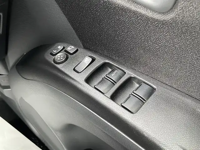 スズキ ソリオ バンディット 長崎県 2012(平24)年 8.5万km ブルーイッシュブラックパール3 (株)IDOMが運営する【じしゃロン長崎店】の自社ローン専用車両になりますこちらは現金またはオートローンご利用時の価格です。自社ローンご希望の方は別途その旨お申付け下さい/ナビ　/バックカメラ　/両側パワースライドドア　/ＨＩＤヘッドライト　/フォグランプ　/オートライト　/ＥＴＣ　/プッシュスタート　/スマートキー　/電格ミラー　/Ｂｌｕｅｔｏｏｔｈ　/フルセグ