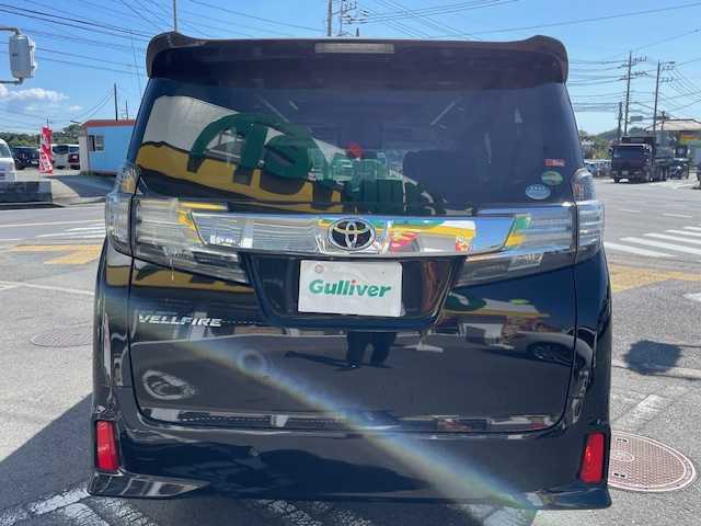 トヨタ ヴェルファイア Z Gエディション 神奈川県 2018(平30)年 9万km バーニングブラッククリスタルシャインガラスフレーク サンルーフ/キャプテンシート/衝突軽減システム/レーダークルーズコントロール/レーンキープアシスト/コーナーセンサー/カーテンエアバッグ/サイドエアバッグ/横滑り防止装置/ＬＥＤヘッドライト/フォグランプ/JBLサウンドスピーカー/オットマン/純正メーカーナビ/BT/AM/FM/CD/DVD/ブルーレイ/フルセグTV/AUX/ウォークスルー/ドライブレコーダー前後