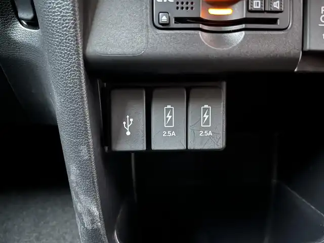 ホンダ Ｎ ＷＧＮ カスタム G ターボパッケージ 埼玉県 2018(平30)年 4.4万km プレミアムホワイトパールⅡ 純正ナビ/　Bluetooth/フルセグ/　CD/DVD/AM/FM/クルーズコントロール/ビルトインETC/ハーフレザーシート/MTモード付AT/パドルシフト/ターボ/プッシュスタート/スマートキー/オートライト/純正14インチアルミホイール/純正フロアマット/本革巻きステアリング/ドアバイザー/保証書/記録簿/盗難防止装置