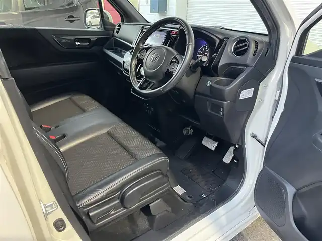 ホンダ Ｎ ＷＧＮ カスタム G ターボパッケージ 埼玉県 2018(平30)年 4.4万km プレミアムホワイトパールⅡ 純正ナビ/　Bluetooth/フルセグ/　CD/DVD/AM/FM/クルーズコントロール/ビルトインETC/ハーフレザーシート/MTモード付AT/パドルシフト/ターボ/プッシュスタート/スマートキー/オートライト/純正14インチアルミホイール/純正フロアマット/本革巻きステアリング/ドアバイザー/保証書/記録簿/盗難防止装置