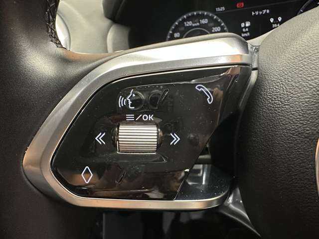 ジャガー ＸＥ XE S 千葉県 2020(令2)年 3.9万km 黒Ｍ ＡＣＣ　/純正ナビ　/バックカメラ　/ＣａｒＰｌａｙ　/レーンアシスト　/黒革　/パワーシート　/ＢＳＭ　/ＬＥＤヘッドライト　/オートライト　/電動リアゲート　/純正１８インチＡＷ　/ＥＴＣ２．０　/電動パーキングブレーキ