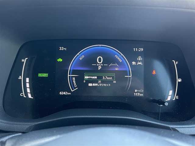 トヨタ シエンタ ハイブリッド Z 千葉県 2022(令4)年 0.7万km アーバンカーキ ワンオーナー/衝突軽減ブレーキ/レーダークルーズ/レーンキープアシスト/全方位カメラ/LEDヘッドライト/　・オートライト/オートハイビーム/タイプC充電/リアサーキュレーター/Tコネクトナビ/　・Blue Tooth/ミラキャスト/USB/左リアシートテーブル/両側パワスラドア/保証書/スペアキー/R5.6ディーラー記録簿