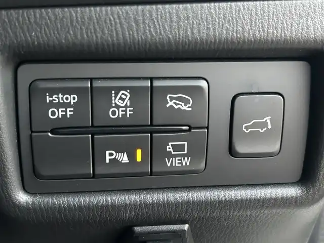 マツダ ＣＸ－８ XD エクスクルーシブモード 佐賀県 2023(令5)年 4.9万km ロジウムホワイトプレミアムメタリック ワンオーナー/黒革シート/純正10.25インチSDナビゲーション/・フルセグTV/AM/FM/USB/Bluetooth/BOSEサウンドシステム/360°ビューモニター/前後ドライブレコーダー/ETC/パワーリフトゲート/電子パーキングブレーキ/・AUTO HOLD機能/置くだけ充電/後席エアコン/DN席＋2列目パワーシート(D席メモリー機能付)/シートヒーター/シートベンチレーション/後席サンシェード/ISOFIX対応/革巻きステアリング/ステアリングリモコン/純正19インチアルミホイール/純正LEDヘッドライト/・オートマチックハイビーム/リヤフォグランプ/純正フロアマット/新車保証書/取扱説明書/スペアキー１本/i-ACTIVSENSE/・マツダレーダークルーズコントロール/・車線逸脱警報機能/・衝突軽減ブレーキ/・ブラインドスポットモニタリング/・レーンキープアシストシステム/・パーキングセンサーシステム/・標識検知機能/・ドライバーアテンションアラート