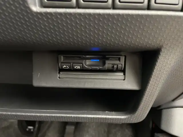 スズキ ハスラー Jスタイル Ⅱ 鹿児島県 2017(平29)年 2.2万km フェニックスレッドパール/ホワイト2トーンルーフ 社外8インチナビ/（AM/FM/CD/DVD/Bluetooth）/フルセグテレビ/バックカメラ/デュアルカメラブレーキサポート/レーンキープアシスト/ステアリングリモコン/シートヒーター/オートライト/ハーフレザーシート/ETC/スマートキー/オートエアコン/アイドリングストップ