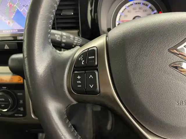 スズキ ハスラー Jスタイル Ⅱ 鹿児島県 2017(平29)年 2.2万km フェニックスレッドパール/ホワイト2トーンルーフ 社外8インチナビ/（AM/FM/CD/DVD/Bluetooth）/フルセグテレビ/バックカメラ/デュアルカメラブレーキサポート/レーンキープアシスト/ステアリングリモコン/シートヒーター/オートライト/ハーフレザーシート/ETC/スマートキー/オートエアコン/アイドリングストップ