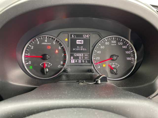 日産 エクストレイル 20X 道央・札幌 2011(平23)年 12.4万km ブレードシルバー ・4WD/・社外ナビ（HS310D-A）/・BT&CD&DVD&SD&フルセグTV/・バックカメラ/・横滑り防止装置/・2WD4WD切替/・全席シートヒーター/・純正フロアマット/・ETC/・オートライト/・LEDヘッドライト/・スマートキー/・積込サマータイヤ純正AW付