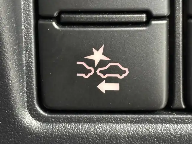 トヨタ ヴォクシー ZS 煌Ⅱ 福岡県 2020(令2)年 4.3万km ブラック 純正９型ナビ／フルセグTV　/バックカメラ　/ビルトインＥＴＣ　/前方ドラレコ　/クルーズコントロール　/コーナーセンサー　/衝突被害軽減ブレーキ　/レーンキープ　/アクセル踏み間違い防止　/オートマチックハイビーム　/MTモード付AT　/両側電動スライドドア　/LEDヘッドライト　/純正１６インチアルミホイール