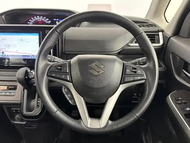 スズキ ソリオ バンディット HV MV 埼玉県 2022(令4)年 3.7万km フレイムオレンジパールメタリック/ブラック2トーンルーフ ワンオーナー　/純正９インチメーカーナビ　/全方位モニター　/レーダークルーズコントロール　/ヘッドアップディスプレイ　/純正ドラレコ　/セーフティーサポート　/パワースライドドア　/ビルトインＥＴＣ２．０　/フォグライト/シートヒーター/スペアキー/純正ドアバイザー/純正フロアマット