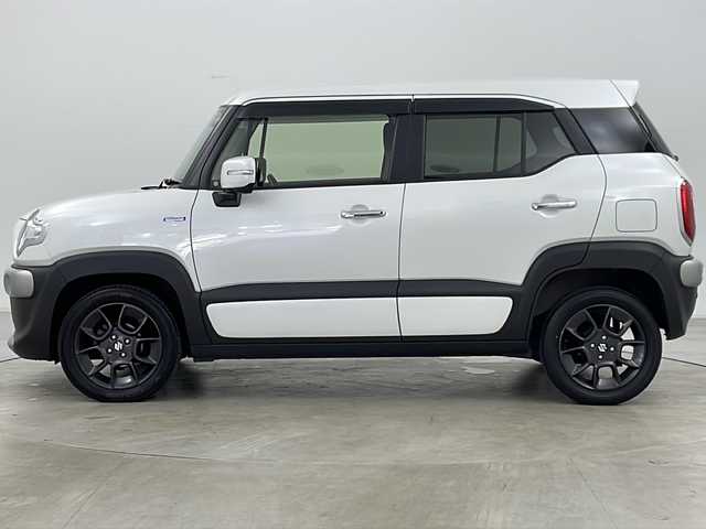 スズキ クロスビー HYBRID MZ 道央・札幌 2020(令2)年 3.3万km パール ・４ＷＤ/・社外ＳＤナビ・ＴＶ・ＣＤ・ＤＶＤ・ＢＴ/・スズキセーフティサポート/・衝突軽減ブレーキ/・レーンキープアシスト/・リアソナー/・クルーズコントロール/・シートヒーターＤ／Ｎ席/・パドルシフト/・ダウンヒルアシストコントロール/・ステアリングスイッチ付革巻きハンドル/・ＬＥＤヘッドライトフォグ/・パドルシフト/・オートライト/・オートマチックヘッドライト/・プッシュスタート/・ビルトインＥＴＣ/・横滑り防止機能/・スマートキーシステム