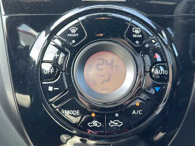 日産 ノート e－パワー ニスモ 茨城県 2018(平30)年 9.3万km ブリリアントホワイトパール ワンオーナー/NISMO専用シート/純正メモリナビ【MM318D-W】/(地デジTV・CD・DVD・BT・ラジオ再生)/レーダークルーズコントロール/レーンアシスト/衝突軽減ブレーキ/コーナーセンサー/アラウンドビューカメラ/ETC/ドライブレコーダー/オートライト/LEDヘッドライト/純正16inアルミホイール/純正フロアマット/スマートキー/取扱説明書/保証書
