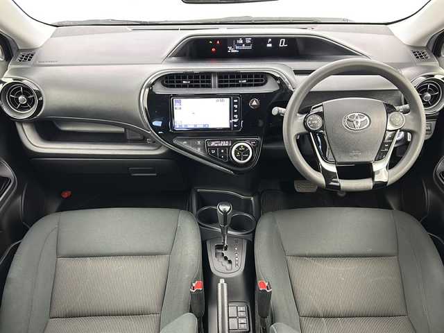 トヨタ アクア S スタイルブラック 宮城県 2019(令1)年 9.7万km ダークブルーマイカ トヨタセーフティセンス/・プリクラッシュセーフティ/・レーンディパーチャーアラート/・オートハイビーム/・クリアランスソナー/純正ナビ/・CD.DVD.SD.BT/フルセグTV/バックカメラ/ドライブレコーダー（Fのみ）/ビルトインETC/LEDヘッドライト/フォグランプ/プッシュスタート/スマートキー×２/アイドリングストップ/横滑り防止装置/社外15インチアルミホイール/純正フロアマット