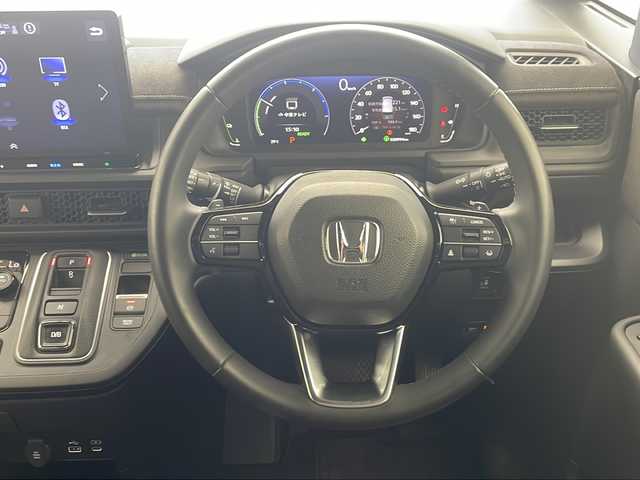 ホンダ ステップワゴン スパーダ eHEV プレミアムライン 沖縄県 2023(令5)年 3.1万km スーパープラチナグレーメタリック 純正ナビ　【LXM-237VFLi】/　(フルセグTV　Bluetooth　CD/DVD)/マルチビューカメラシステム　　/前後ドライブレコーダー　/両側パワースライドドア　/アダプティブクルーズコントロール　/ＬＥＤヘッドライト　/電動リアゲート　/ＥＴＣ/プッシュスタート/スマートキー/スペアキー/シートヒーター　