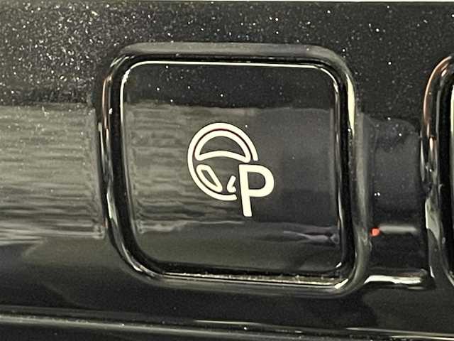 日産 セレナ ハイウェイスター G 愛知県 2017(平29)年 7.4万km ダイヤモンドブラック 純正９インチナビ/プロパイロット/アラウンドビューモニター/フリップダウンモニター/両側パワースライドドア/ハンズフリーオートスライドドア/衝突軽減ブレーキ/インテリジェントパーキングアシスト/車線逸脱警報/クリアランスソナー/電動パーキングブレーキ/ブレーキホールド/デジタルインナーミラー/ビルトインＥＴＣ/アイドリングストップ/シートカバー/純正フロアマット/純正16インチアルミホイール