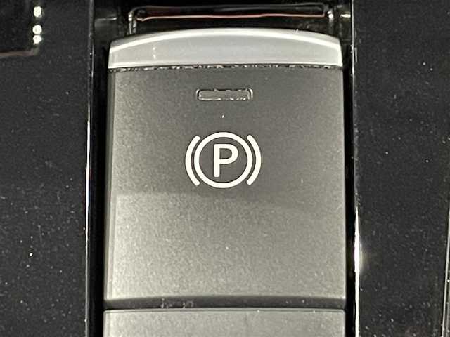 日産 セレナ ハイウェイスター G 愛知県 2017(平29)年 7.4万km ダイヤモンドブラック 純正９インチナビ/プロパイロット/アラウンドビューモニター/フリップダウンモニター/両側パワースライドドア/ハンズフリーオートスライドドア/衝突軽減ブレーキ/インテリジェントパーキングアシスト/車線逸脱警報/クリアランスソナー/電動パーキングブレーキ/ブレーキホールド/デジタルインナーミラー/ビルトインＥＴＣ/アイドリングストップ/シートカバー/純正フロアマット/純正16インチアルミホイール