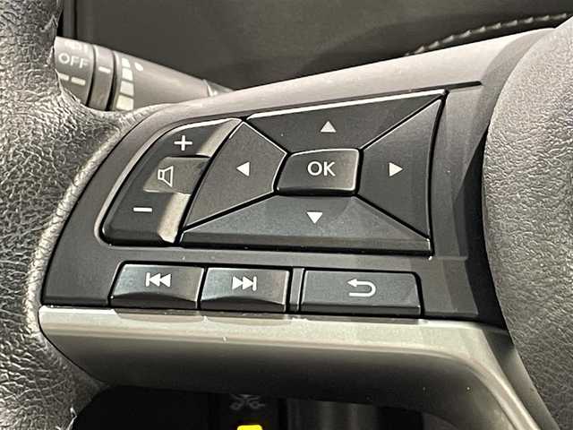 日産 セレナ ハイウェイスター G 愛知県 2017(平29)年 7.4万km ダイヤモンドブラック 純正９インチナビ/プロパイロット/アラウンドビューモニター/フリップダウンモニター/両側パワースライドドア/ハンズフリーオートスライドドア/衝突軽減ブレーキ/インテリジェントパーキングアシスト/車線逸脱警報/クリアランスソナー/電動パーキングブレーキ/ブレーキホールド/デジタルインナーミラー/ビルトインＥＴＣ/アイドリングストップ/シートカバー/純正フロアマット/純正16インチアルミホイール