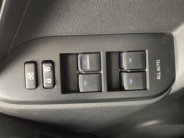 トヨタ ランドクルーザー プラド TX 千葉県 2021(令3)年 3.1万km ホワイトパールクリスタルシャイン レーダークルーズコントロール/レーンキープアシスト/衝突軽減システム/社外メモリナビ（XF11NX）/　Bluetooth/フルセグTV/CD/DVD/HDMI/バックカメラ/社外ETC/純正エンジンスターター/LEDヘッドライト/オートライト/オートハイビーム/純正17インチアルミホイール