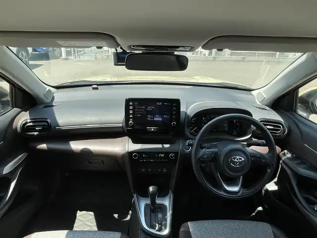 トヨタ ヤリスクロス ハイブリッド Z 群馬県 2021(令3)年 5万km ベージュ 純正ナビ　/バックカメラ　/フルセグ・Ｂｌｕｅｔｏｏｔｈ・ＵＳＢ・ミラキャスト　/黒ハーフレザーシート　/シートヒーター　/アダプティブクルーズコントロール　/衝突軽減ブレーキ　/レーンアシスト　/コーナーセンサー/PKSB/ハンドルヒーター/オートハイビーム/前後ドライブレコーダー