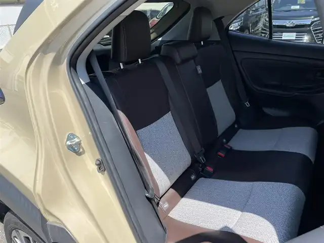 トヨタ ヤリスクロス ハイブリッド Z 群馬県 2021(令3)年 5万km ベージュ 純正ナビ　/バックカメラ　/フルセグ・Ｂｌｕｅｔｏｏｔｈ・ＵＳＢ・ミラキャスト　/黒ハーフレザーシート　/シートヒーター　/アダプティブクルーズコントロール　/衝突軽減ブレーキ　/レーンアシスト　/コーナーセンサー/PKSB/ハンドルヒーター/オートハイビーム/前後ドライブレコーダー