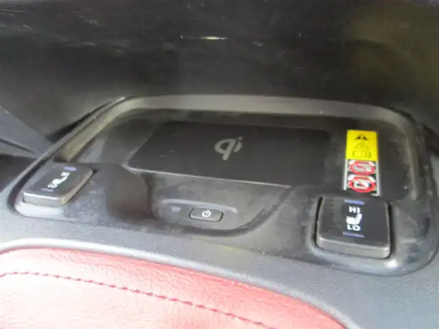 トヨタ カローラ スポーツ ハイブリッドG Z 千葉県 2022(令4)年 2.6万km プラチナホワイトパールマイカ ワンオーナー/純正10.5型ディスプレイオーディオ(ナビ有)/バックカメラ/純正オーディオ【フルセグTV/BT/USB】/モデリスタエアロ/メーカーOPスポーツシート/前席シートヒーター/Toyota Safety Sense/LEDヘッドライト&LEDフォグ/レーダークルーズコントロール/レーンキープアシスト/ヘッドアップディスプレイ/ブラインドスポットモニター/クリアランスソナー/置くだけ充電/ディスプレイ連動前後ドライブレコーダー/ビルトインETC2.0/スペアキー/取扱説明書新車時保証書