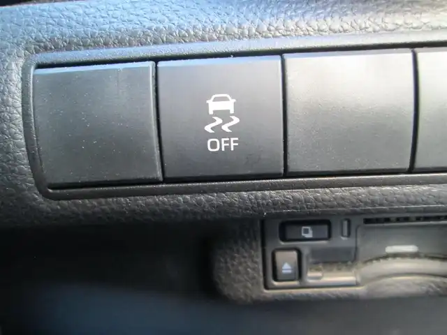 トヨタ カローラ スポーツ ハイブリッドG Z 千葉県 2022(令4)年 2.6万km プラチナホワイトパールマイカ ワンオーナー/純正10.5型ディスプレイオーディオ(ナビ有)/バックカメラ/純正オーディオ【フルセグTV/BT/USB】/モデリスタエアロ/メーカーOPスポーツシート/前席シートヒーター/Toyota Safety Sense/LEDヘッドライト&LEDフォグ/レーダークルーズコントロール/レーンキープアシスト/ヘッドアップディスプレイ/ブラインドスポットモニター/クリアランスソナー/置くだけ充電/ディスプレイ連動前後ドライブレコーダー/ビルトインETC2.0/スペアキー/取扱説明書新車時保証書