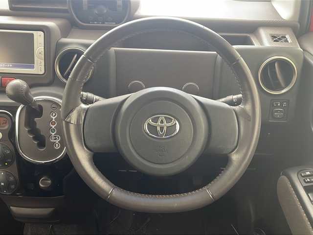 トヨタ スペイド G 沖縄県 2013(平25)年 6.4万km スーパーレッドⅤ 純正ナビ　【NSCP-W62】/　(TV Bluetooth)/モデリスタエアロ　/パワースライドドア　/プッシュスタート　/スマートキー　/スペアキー　/オートライト　/シートヒーター　/パワーウィンドウ　/パワーステアリング　/純正フロアマット/ETC