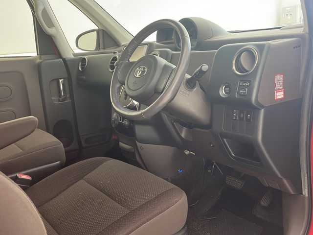 トヨタ スペイド G 沖縄県 2013(平25)年 6.4万km スーパーレッドⅤ 純正ナビ　【NSCP-W62】/　(TV Bluetooth)/モデリスタエアロ　/パワースライドドア　/プッシュスタート　/スマートキー　/スペアキー　/オートライト　/シートヒーター　/パワーウィンドウ　/パワーステアリング　/純正フロアマット/ETC