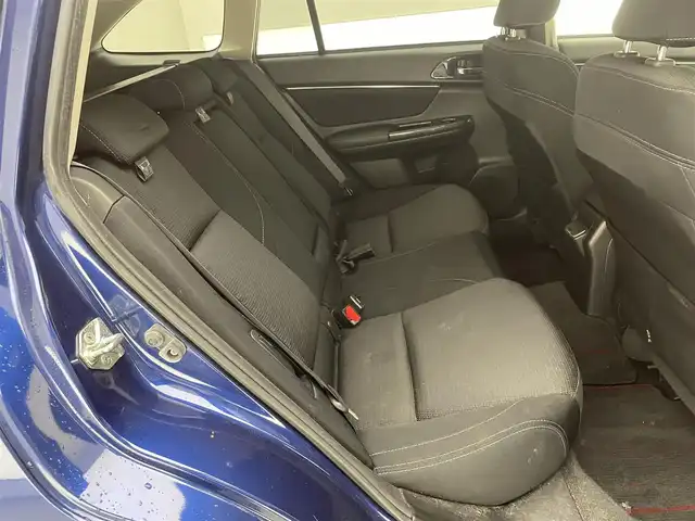 スバル レヴォーグ 1．6GT アイサイト Sスタイル 兵庫県 2015(平27)年 13.3万km ギャラクシーブルーシリカ アルパインディスプレイオーディオ(Bluetooth/USB/applecarplay/androidauto)/バックカメラ/前後ドライブレコーダー/追従型クルーズコントロール/ブラインドスポットモニター/LEDヘッドライト/オートライト/フォグライト/純正18インチアルミホイール/社外フロアマット/パドルシフト/アイドリングストップ/パワーシート