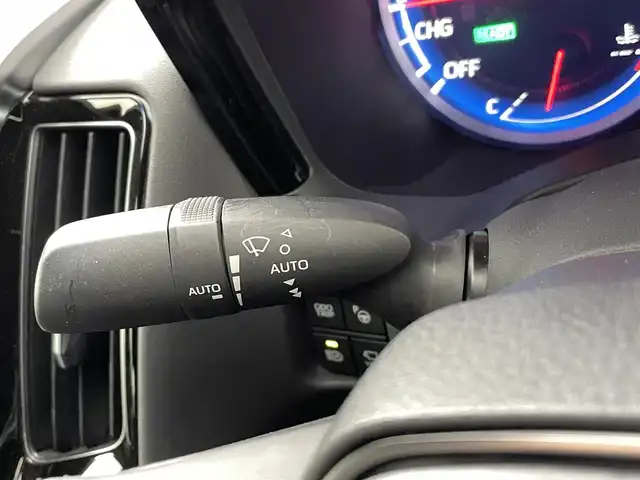 トヨタ クラウン ハイブリッド RS リミテッド 熊本県 2020(令2)年 4.8万km ホワイトパールクリスタルシャイン 禁煙車/純正ナビ（ＣＤ・ＤＶＤ・フルセグ・ＢＴ・ＳＤ・ＵＳＢ）/全周囲カメラ　/ビルトインＥＴＣ　/前席シートヒーター　/ステアリングヒーター/ヘッドアップディスプレイ/前席パワーシート/前後クリアランスソナー　/トヨタセーフティーセンス/レーダークルーズコントロール/ブラインドスポットモニター　/衝突軽減ブレーキ/レーンキープアシスト/横滑り防止/ナノイーX/100V充電/パーキングアシスト/ハーフレザーシート/純正フロアマット/純正１８インチAW/オートライト/オートマチックハイビーム/LEDヘッドライト/スマートキー/プッシュスタート