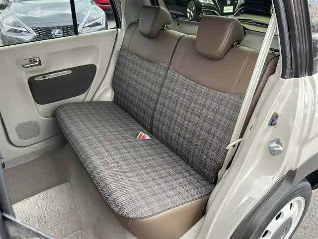 スズキ ラパン ＬＣ X 愛媛県 2022(令4)年 2.4万km フォーンベージュメタリック/アーバンブラウン 2トーン 純正ディスプレイオーディオ/BT/AM・FM/Apple CarPlay・Android Auto/ETC/ステアリングスイッチ/USBポート/D席+N席シートヒーター/アイドリングストップ/レーンキープアシスト/パーキングアシスト/衝突軽減システム/横滑り防止装置/LEDヘッドライト/純正フロアマット/純正アルミホイール