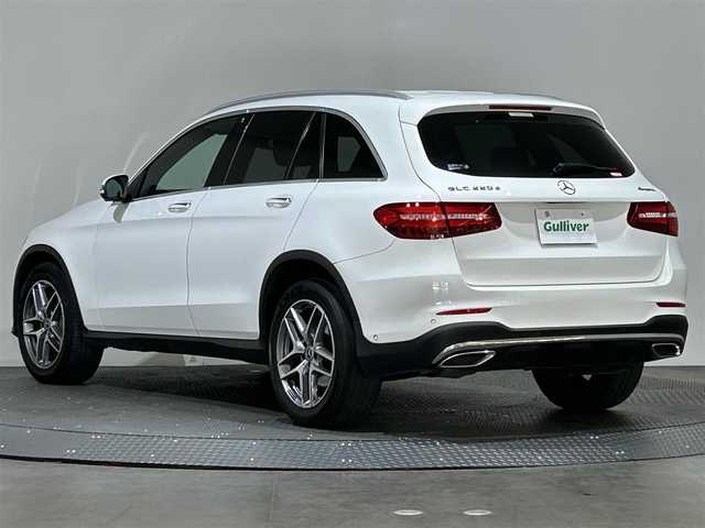 メルセデス・ベンツ ＧＬＣ２２０ d 4マチックスポーツ 愛媛県 2018(平30)年 4.7万km ポーラホワイト 純正メモリナビ/(AM/FM/Bluetooth/フルセグ)/フロント/バック/全周囲カメラ/衝突被害軽減ブレーキ/車線逸脱警報/ブラインドスポットモニター/コーナーセンサー/電動リアゲート/パワーシート/全席シートヒーター/ビルトインETC/ルーフレール/ステアリングスイッチ/トノカバー/オートライト/フォグランプ/純正アルミ19インチ/保証書/取扱説明書