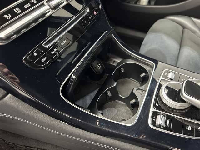 メルセデス・ベンツ ＧＬＣ２２０ d 4マチックスポーツ 愛媛県 2018(平30)年 4.7万km ポーラホワイト 純正メモリナビ/(AM/FM/Bluetooth/フルセグ)/フロント/バック/全周囲カメラ/衝突被害軽減ブレーキ/車線逸脱警報/ブラインドスポットモニター/コーナーセンサー/電動リアゲート/パワーシート/全席シートヒーター/ビルトインETC/ルーフレール/ステアリングスイッチ/トノカバー/オートライト/フォグランプ/純正アルミ19インチ/保証書/取扱説明書