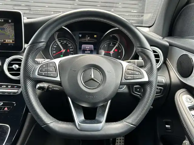 メルセデス・ベンツ ＧＬＣ２２０ d 4マチックスポーツ 宮崎県 2018(平30)年 4.7万km ポーラホワイト 宇純正メモリナビ/・AM/FM/・Bluetooth/・フルセグTV/フロント/バック/全周囲カメラ/衝突被害軽減ブレーキ/車線逸脱警報/ブラインドスポットモニター/コーナーセンサー/電動リアゲート/D/N席パワーシート/全席シートヒーター/ビルトインETC/ルーフレール/ステアリングスイッチ/トノカバー/オートライト/フォグランプ/純正19インチアルミホイール