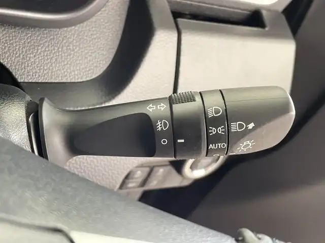 トヨタ タンク カスタムG－T 鹿児島県 2020(令2)年 2.2万km 黒 純正7インチナビ/（AM/FM/CD/Bluetooth）/バックカメラ/ワンセグテレビ/ETC/ドライブレコーダー/両側パワースライドドア/シートヒーター/衝突軽減ブレーキ/アイドリングストップ/オートマチックハイビーム/コーナーセンサー/クルーズコントロール/スマートキー