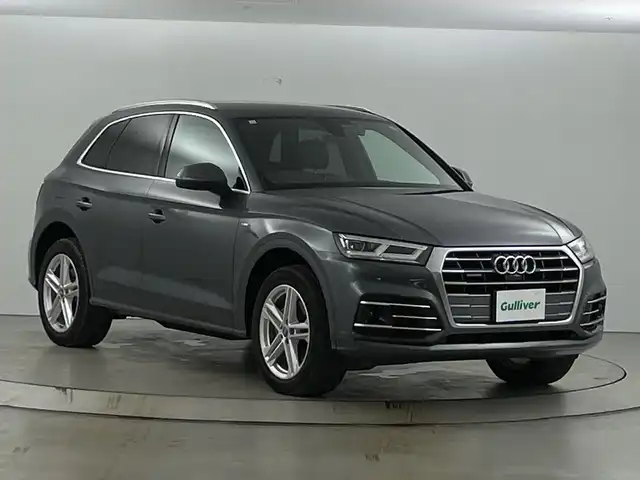 アウディ Ｑ５ 40TDIクワトロ Sライン 愛知県 2020(令2)年 3.9万km デイトナグレーパールエフェクト 純正ナビ/全周囲カメラ/フルセグTV/S-lineパッケージ/・専用ハーフレザーシート/・専用ステアリングホイール/マトリクスLEDヘッドライト/アダプティブハイビームアシスト/パワーシート/シートヒーター/アダプティブクルーズコントロール/レーンキープアシスト/電子パーキングブレーキ/オートホールド