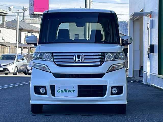ホンダ Ｎ ＢＯＸ カスタム SSパッケージ 岐阜県 2015(平27)年 4.6万km プレミアムホワイトパール 禁煙車/AM/FM/CD/DVD/USB/BT/社外ナビ/ワンセグTV/両側パワースライドドア/カーテンエアバッグ/バックカメラ/純正フロアマット/純正アルミホイール/ドアバイザー/プッシュスタート/パワーウィンドウ/電動格納ミラー/スマートキー/スペアキー