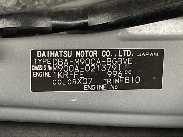 トヨタ タンク カスタムG 千葉県 2018(平30)年 3.5万km ブラックマイカメタリック 社外ナビ/Bluetooth CD DVD フルセグ SD/バックカメラ/フロアマット/両側パワースライドドア/純正アルミホイール/ＬＥＤヘッドライト/クルーズコントロール/スマートキー/プッシュスタート/ウィンカーミラー/ステアリングスイッチ/フォグランプ/オートライト