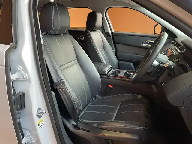 ランドローバー レンジローバーヴェラール S 180PS 愛知県 2019(令1)年 3.5万km 白Ⅱ 純正ナビ /フルセグTV /Apple Car Play/360度カメラ /ACC /レーンキープ /ブラインドスポット/黒革シート /シートヒーター /ステアリングヒーター /MERIDIANサウンド /パワーバックドア /純正19インチアルミホイール/LEDヘッドライト/オートライト/保証書/取扱説明書/スマートキー/ユーロン・ホワイトメタリック