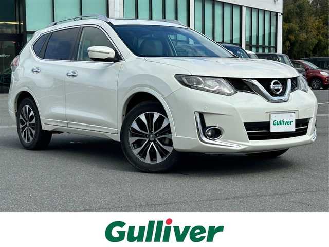 日産 エクストレイル モード・プレミア 奈良県 2016(平28)年 3.3万km ホワイト 全方位カメラ　/サンルーフ　/フルセグナビ　/ＵＳＢ入力　/ＣＤ　/レザーシート　/前席シートヒーター　/ルーフレール　/純正アルミホイール　/純正フロアマット　/スマートキー