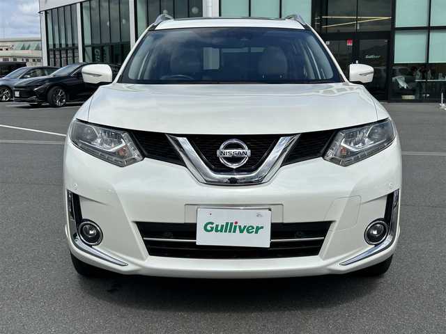 日産 エクストレイル モード・プレミア 奈良県 2016(平28)年 3.3万km ホワイト 全方位カメラ　/サンルーフ　/フルセグナビ　/ＵＳＢ入力　/ＣＤ　/レザーシート　/前席シートヒーター　/ルーフレール　/純正アルミホイール　/純正フロアマット　/スマートキー
