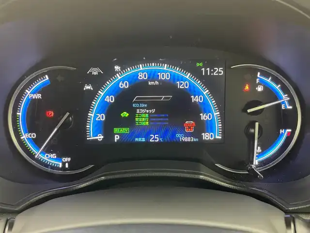 トヨタ ヴォクシー ハイブリッド S－Z 埼玉県 2022(令4)年 2万km ホワイトパールクリスタルシャイン 純正１０．５型ＤＡ　ナビ　フルセグＴＶ　1４型後席モニター　両側電動　アドバンスドパーク　ＥＴＣ２．０　トヨタセーフティセンス　ハーフレザー　温シート　前後ドライブレコーダー　ＬＥＤヘッドライト　禁煙車