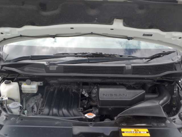 日産 セレナ ハイウェイスター Sハイブリッド 宮城県 2012(平24)年 8.7万km ブリリアントホワイトパール /　純正メモリーナビ/　フルセグTV/　Bluetooth/　バックカメラ/　ビルトインETC/　両側電動スライドドア/　インテリキー/　プッシュスタート/　純正16インチAW/　フロアマット/　ドアバイザー/　ABS/　デュアルエアバック/